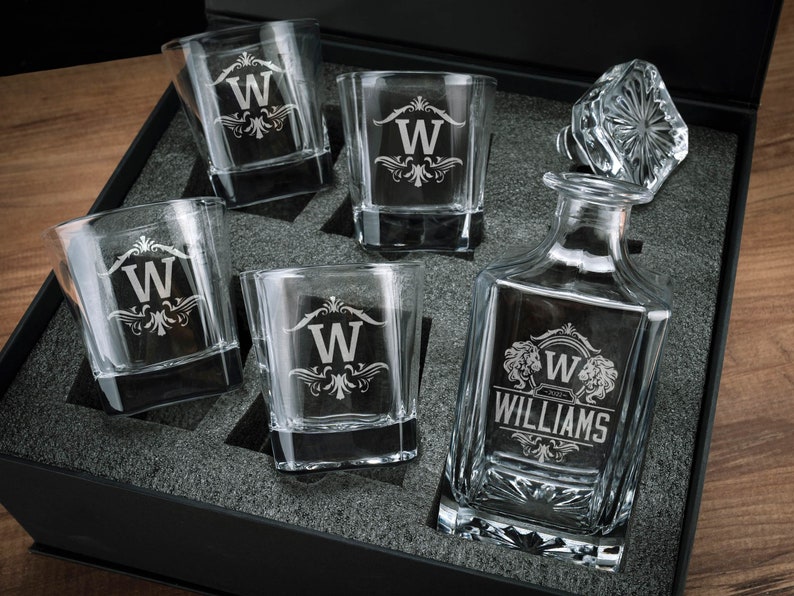 Personalized Whiskey Decanter Set, Personalized Gifts for Him, Groomsmen Gifts, Birthday Gift for Men, Anniversary Gift for Husband image 9