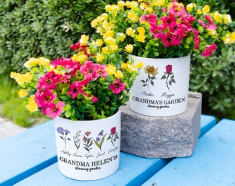 Personalized Flower Pot For Grandmas Garden Gift for Grandma, Birth Flower Mom Gifts from Daughter, Personalized Gifts for Mothers Day Gifts