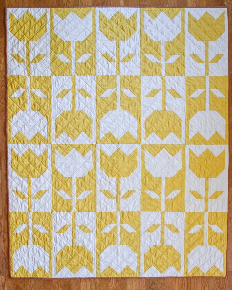 Flower Block Quilt Pattern PDF Downloadable Quilt Pattern/Intermediate Quilt Pattern/Flower Design Quilt image 2