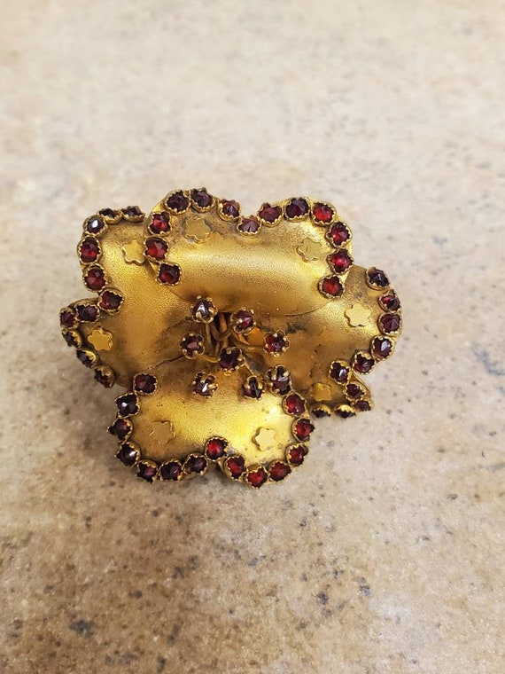 Antique Victorian Flower Brooch Pin Gold Tone Gol… - image 2