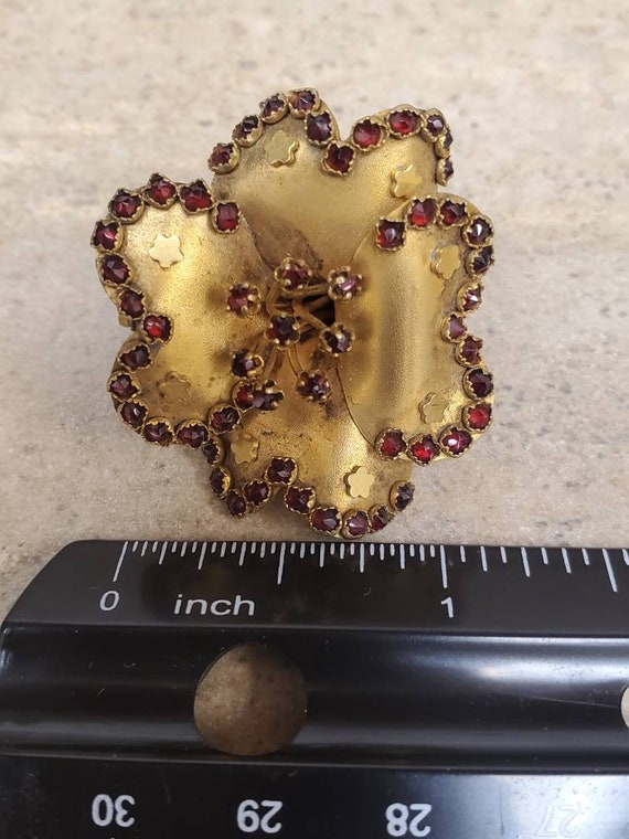Antique Victorian Flower Brooch Pin Gold Tone Gol… - image 5