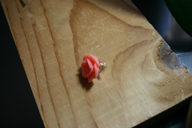 Pink Ceramic Flower Stud Earrings