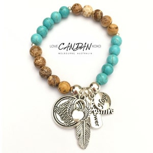 Lo que es para ti no pasará. Sé positivo, esperanza, fuerza de voluntad y pulsera con dije de pluma de ángel