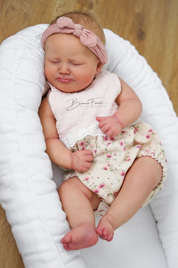 リボーンドール4ヶ月の女の子