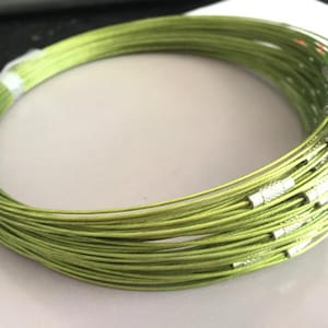 30 Pieces 18 inch 1mm thickness Green stainless steel choker necklace wires with screw clasps