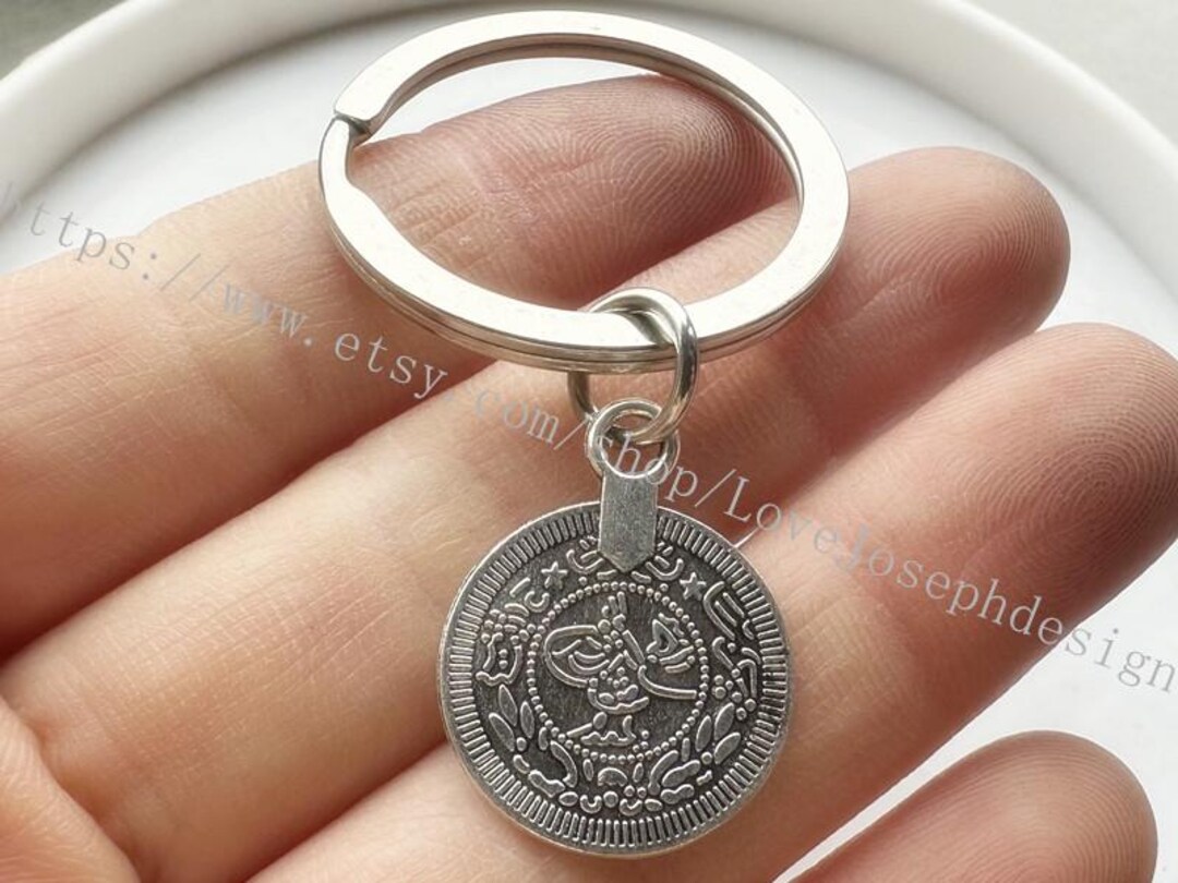 Queen Keychain,queen Gifts Key Ring - Etsy