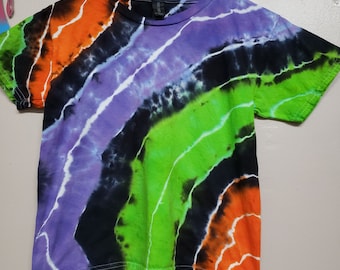 medium, youth, tye dye, hippy, rainbow, boho, short sleeve, clothes, bright, cotton, gift, t shirt, unisex, boy, girl, rainbow