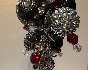 The Raven. Edgar Allan Poe inspired Wine Stopper. Cascading Beaded Wine Topper. Ready to ship.