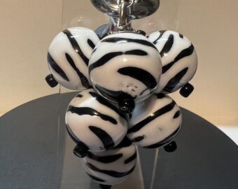 Black and white Zebra print beaded wine stopper.  Cascading Beaded Wine Stopper, stocking Stuffer, Ready to ship