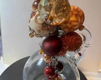 Autumn, Fall, Thanksgiving  beaded wine stopper. Cascading Beaded Wine Stopper. Thanksgiving Hostess Gift. Ready to ship.