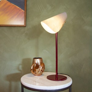 JUNE Metal & Parchment Table / Desk Lamp Maroon zdjęcie 1