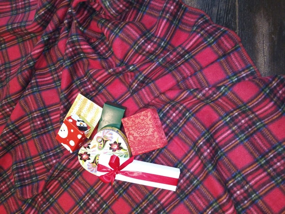 Red Plaid Tartan Fleece Throw Christmas Fleece Throw Lap Blanket