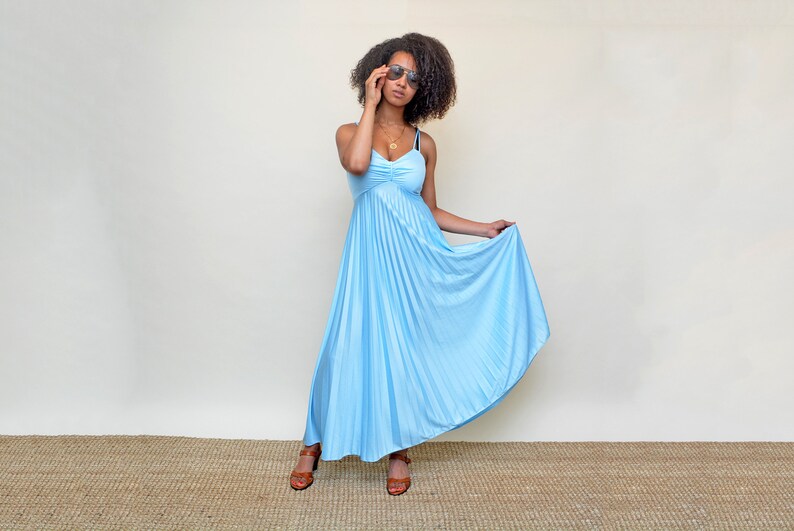 vintage baby blue 70s disco dress long maxi pleated pleats 1970s full skirt dancing sundress holiday party boho