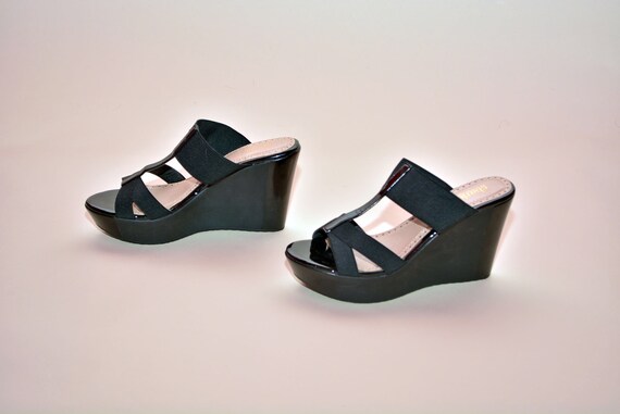 vintage 90s platforms sandals black Heels 1990's … - image 4