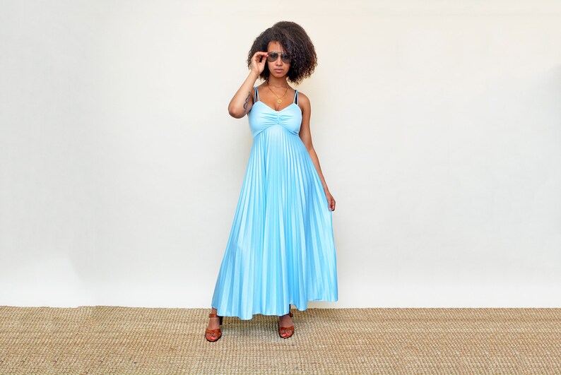 vintage baby blue 70s disco dress long maxi pleated pleats 1970s full skirt dancing sundress holiday party boho