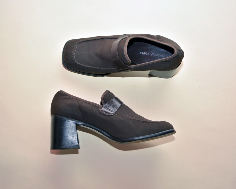 chunky heel loafers 90s