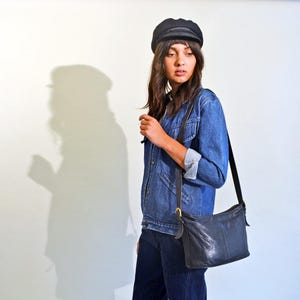 Vintage 90s Coach Black Leather Crossbody Bag: Small Shoulder Purse