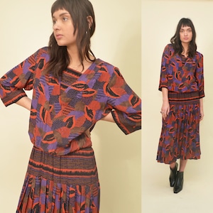 Vintage 70s Floral Midi Dress: Red Purple Psychedelic Pattern
