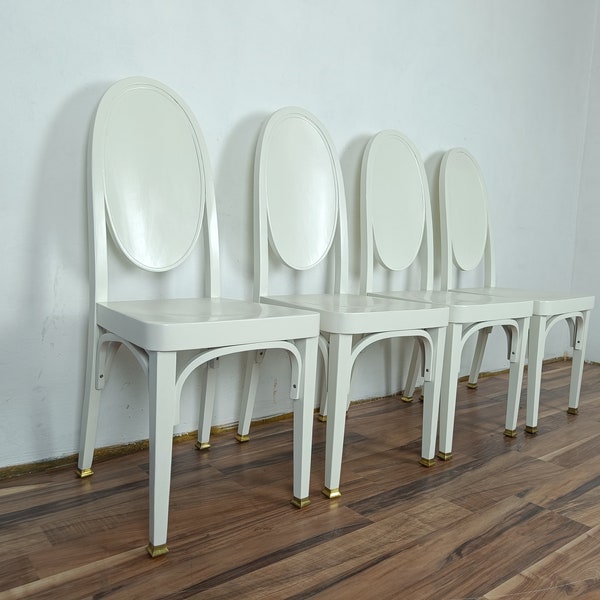 Thonet chairs by Otto Prutscher