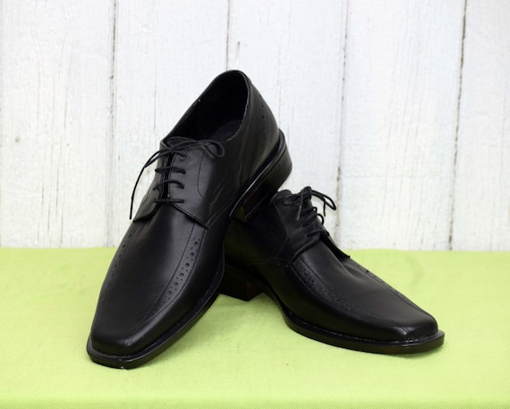 Elegant men's shoes, Vintage leather shoes, Black