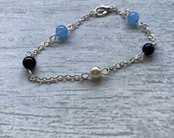 Classic minimalist style beaded silver bracelet, semi precious stone on silver plated chain bracelet, blue chalcedony and sandstone bracelet