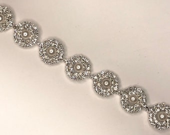 Round Rhinestone Trimming With Pearl on the Center, Rhinestone Chain, Bridal Wedding Sash, Hair Decoration 5/8'' Diameter Selling Per Yard