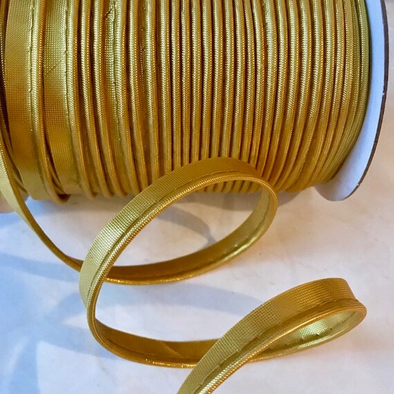 Many Colors Available! 18 Continuous Yards 3//8/" Metallic Piping with Lip Trim