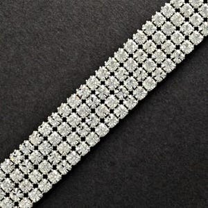 4 reihige Rhinestone-Banding Trim / klarer Kristall / silberne Fassung