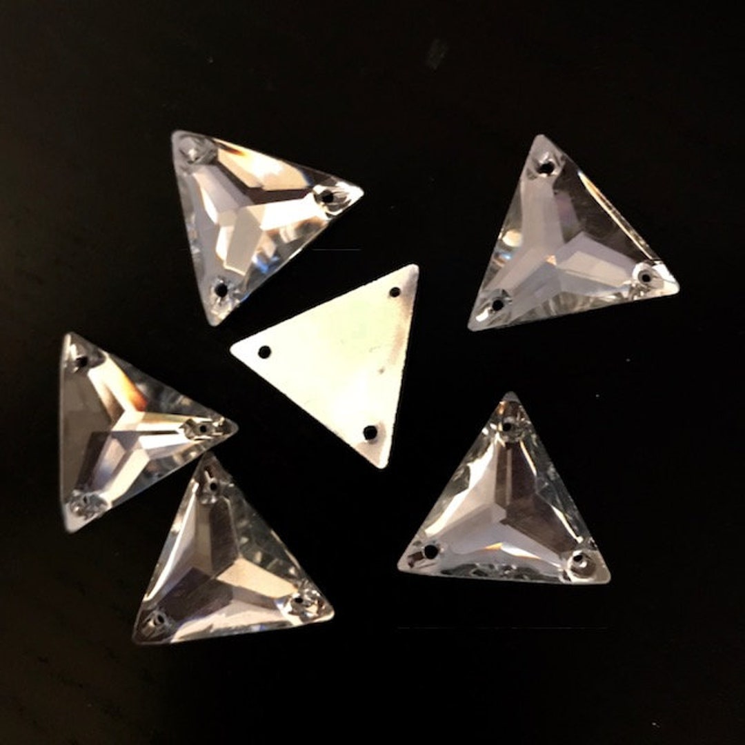 Triangle Crystal Rhinestones: Shiny Resin Gems, 16mm, Sew-on (120pcs ...