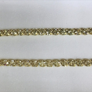 Singel  Row Rhinestone Banding Trim / Crystal /Gold setting