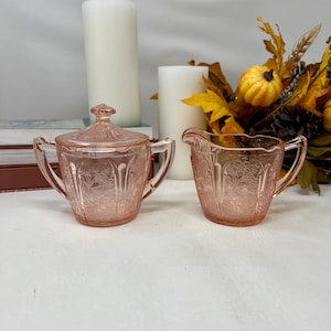 Vintage Jeanette Cherry Blossom Pink Depression Glass Creamer and Sugar Bowl WITH LID Set, Pink Glass Cream and Sugar Bowl, Serving Dishes