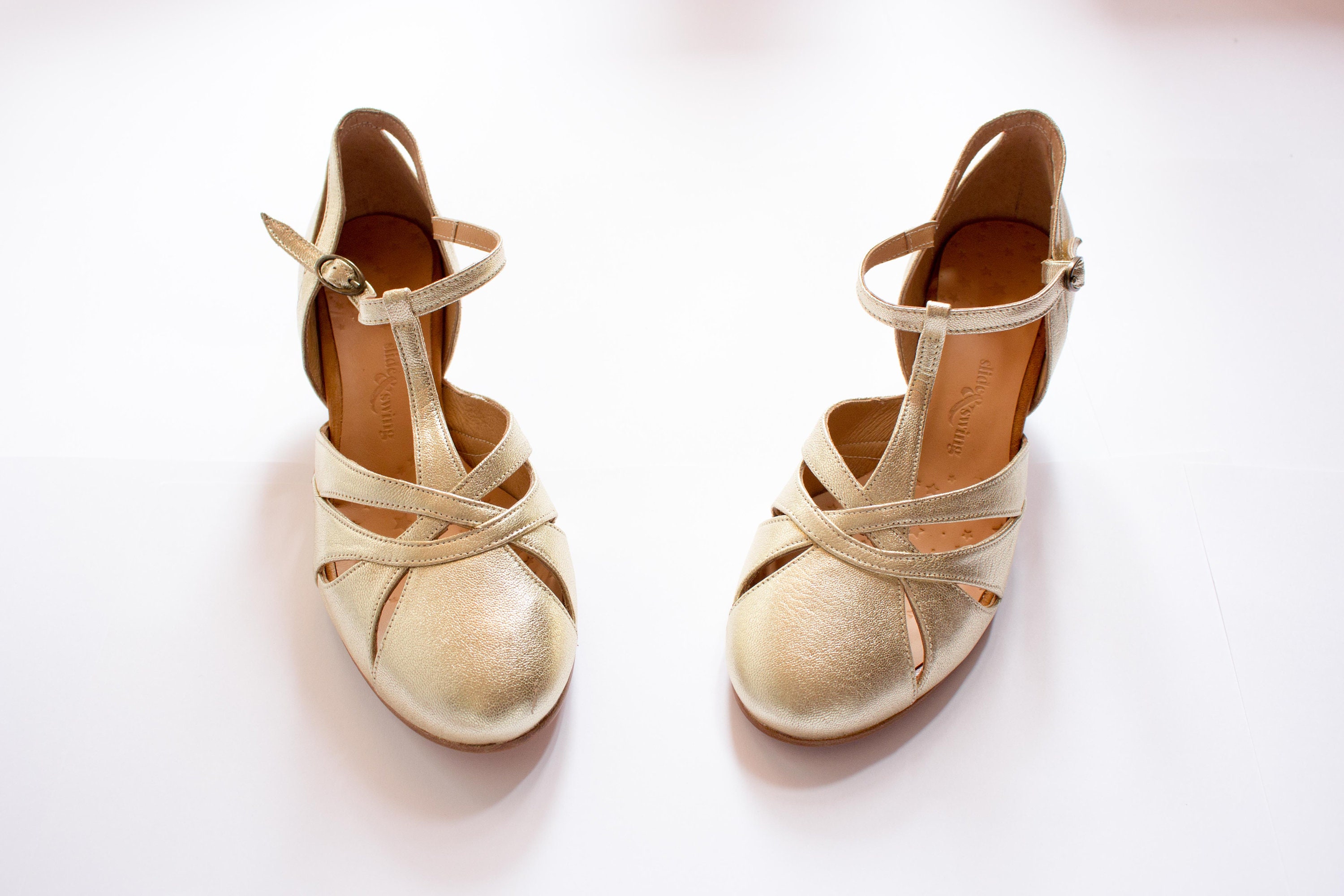 Chaussures Lindy hop en cuir platine taille 37 et 39 France