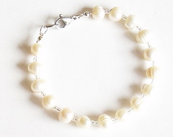 Delicate fine freshwater pearl bracelet shimmering white pearls bridal jewelry bracelet for the bride gift delicate jewelry bridal jewelry delicate