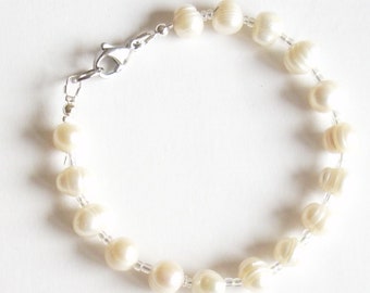 delicate freshwater pearl bracelet white pearl bracelet white bracelet white delicate pearl jewelry white gift bridal jewelry pearl bride jewelry