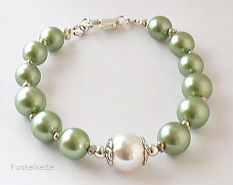 Bracelet light green white pearl bracelet delicate fresh arm jewelry shell pearls wedding enchanting bride festival celebration gift smart graceful
