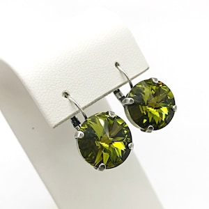 Green Earrings-Simple Earrings-Swarovski Earrings-Olivine-Dangle Earrings-Moss Green Earrings- Gift for her