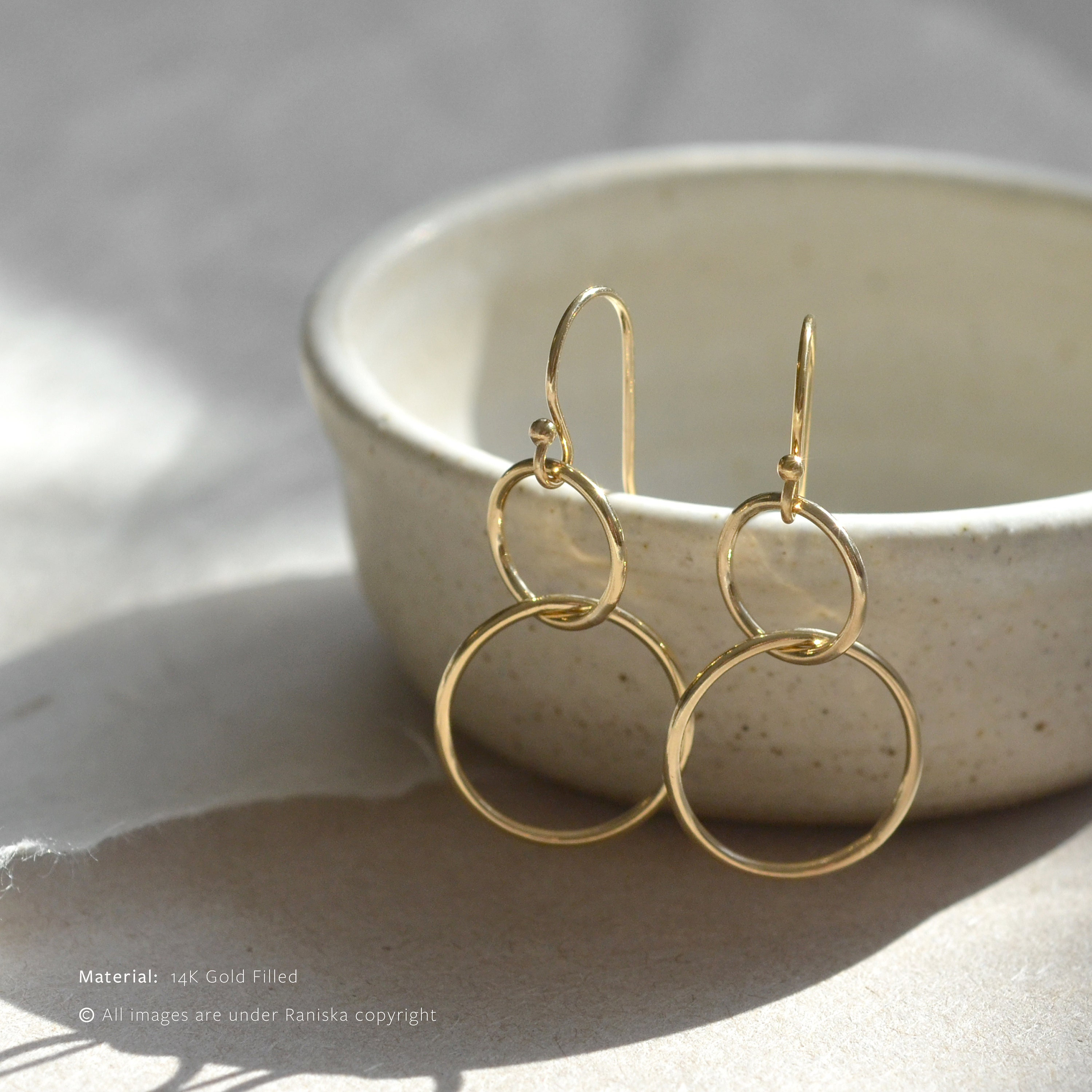 WILLOW ダブルサークルイヤリング • ダングルイヤリング • ドロップイヤリング • ブライズメイドイヤリング • 彼女へのギフト •  ゴールドイヤリング • シルバーイヤリング • ママ
