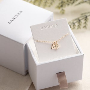 CHERISH Ouro maciço 14K • Colar com coração gravado • Colar com letras • Colar personalizado • Inicial infantil • Joias personalizadas • Joias com coração