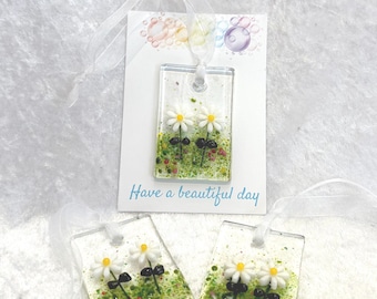 Fused Glass Daisy Suncatcher, Letterbox Gift