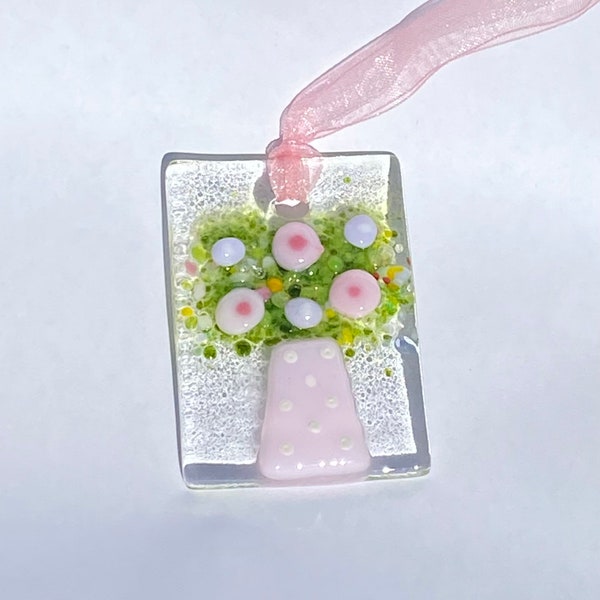 Flower vase fused glass flowers sun catcher / Easter / spring / mother day gift / letterbox gift / Birthday card gift / stocking filler /