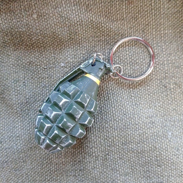 Grenade Keychain - Airsoft Grenade Keychain, Gun Bullet Prop, Grenade Keyring, Pineapple Granade Replica, Mk2 Hand Grenade Dummy, Hero