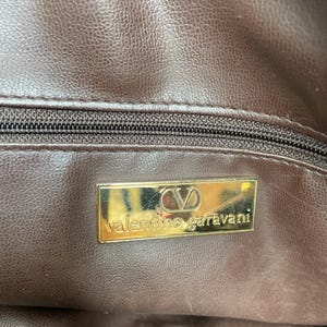 VALENTINO GARAVANI schoudertas | Tas van leer met krokodillenprint | Tas van reliëfleder | Valentino Garavani schoudertas | Valentino voor verzamelaars afbeelding 16