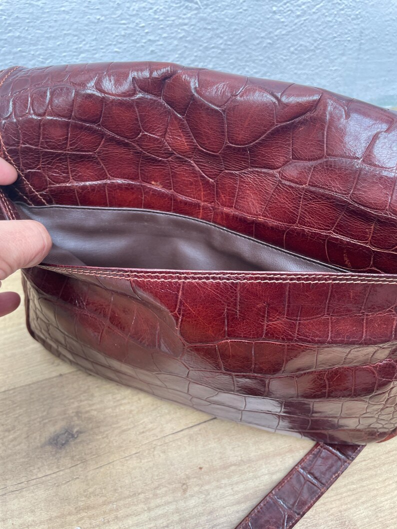 VALENTINO GARAVANI schoudertas | Tas van leer met krokodillenprint | Tas van reliëfleder | Valentino Garavani schoudertas | Valentino voor verzamelaars afbeelding 12