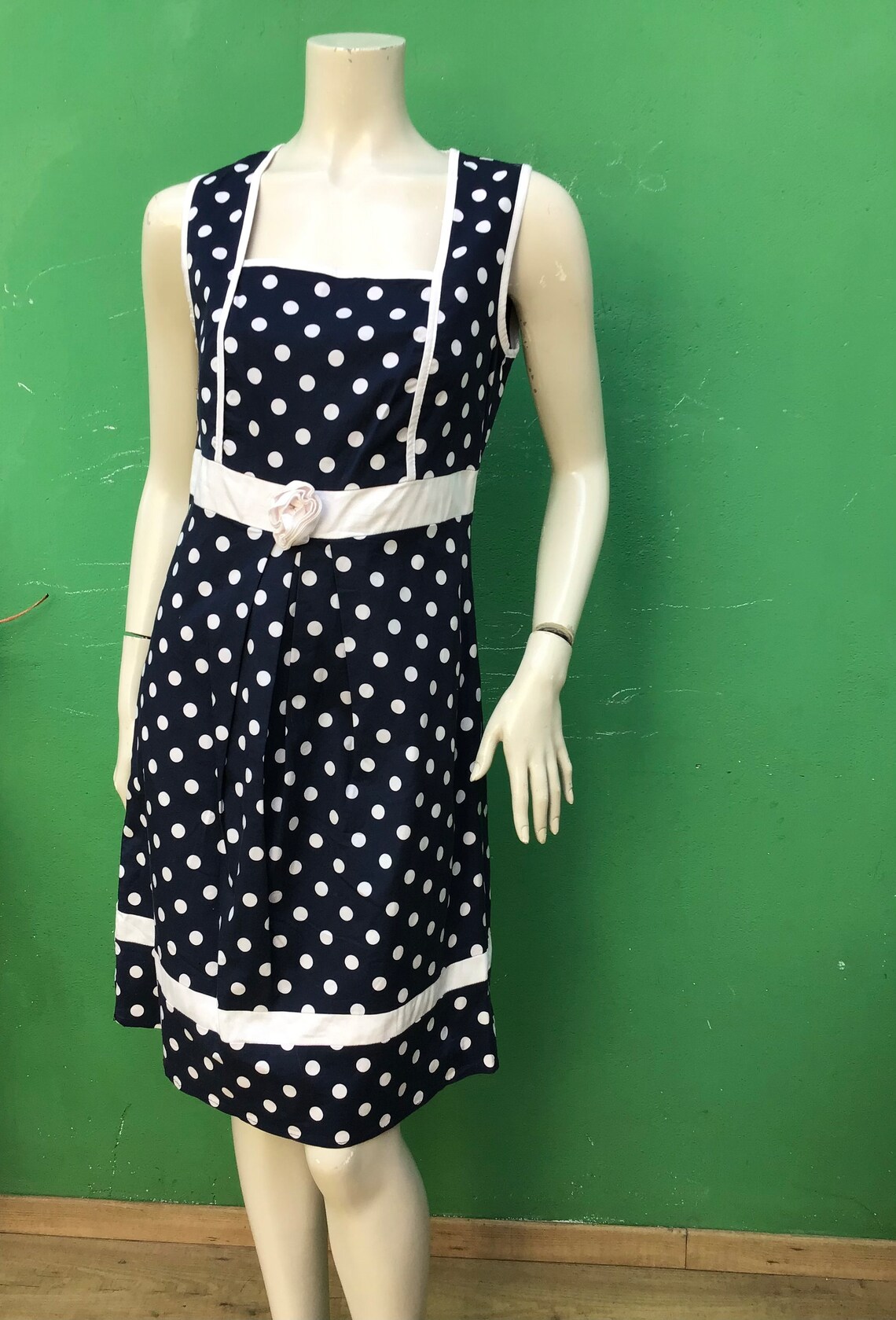 a/1  A POIS VINTAGE Dress| Blue/white dress| Fashion vintage girl | Fashion vintage dress | Vintage fashion dress| a poi’s fashion dress|, foto 1 di 5