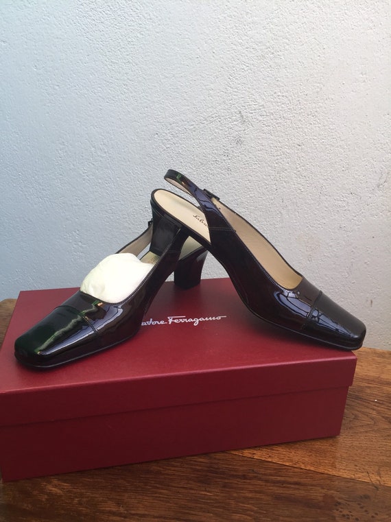 FERRAGAMO LEATHER SLINGBACK Deadstock slingback Sa