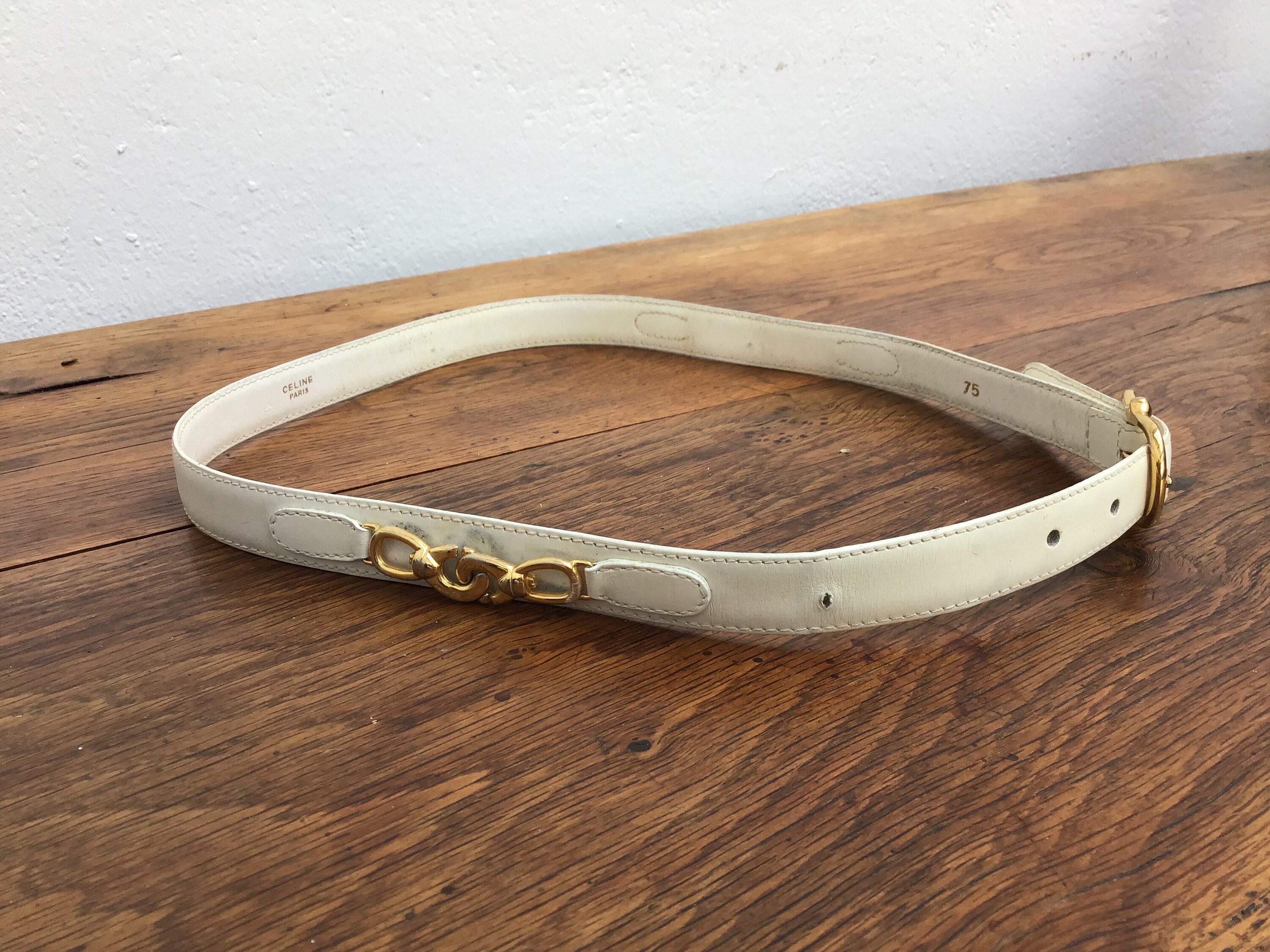 CELINE ホワイトダイヤル レザーベルト時計 CELINE VINTAGE BELT| White Leather Belt | Women Vintage