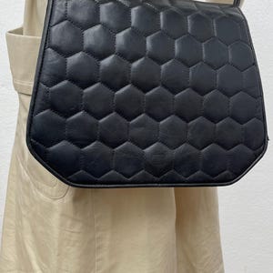 VALENTINO GARAVANI SHOULDERBAG| Quilted vintage leather bag| Luxury leather bag | Black leather shoulderbag | Valentino Garavani Bag image 6