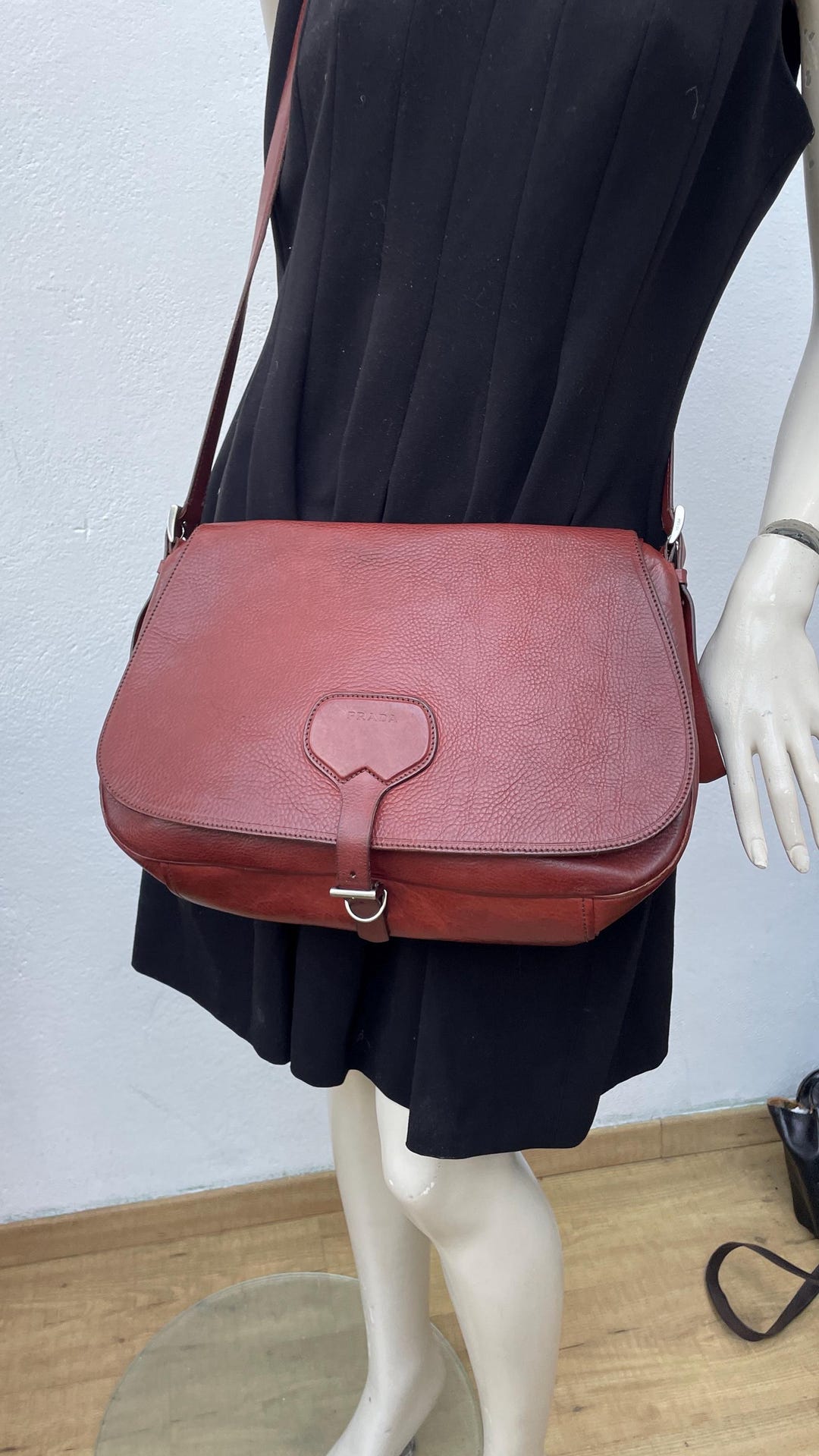 PRADA VINTAGE BAG| Leather Fashion Vintage Shoulderbag| Rare Prada