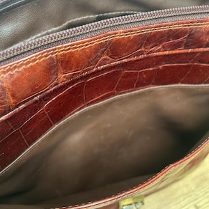 VALENTINO GARAVANI schoudertas | Tas van leer met krokodillenprint | Tas van reliëfleder | Valentino Garavani schoudertas | Valentino voor verzamelaars afbeelding 14