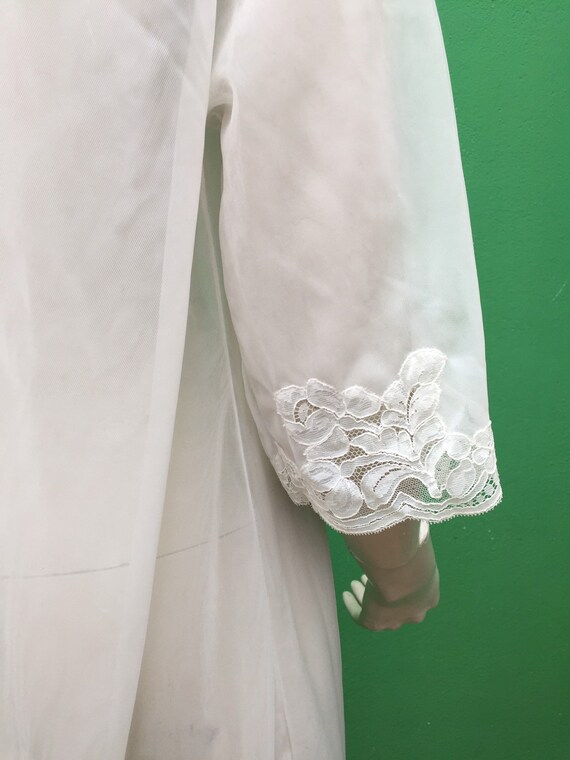 WEEDING DRESSING GOWN | Vintage White Robe | Vint… - image 5